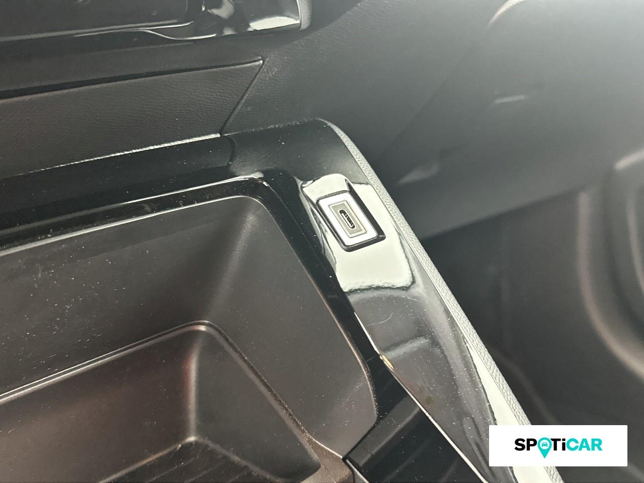 Peugeot 208 1.2 100ch s&s style — photo 19