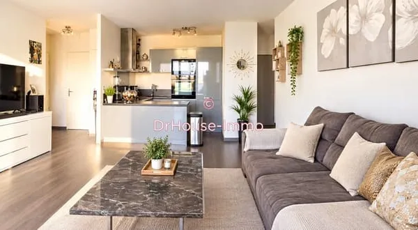 AJACCIO - T3 RÉCENT 63 M² - TERRASSE 15 M² - CALME - PARKING SÉCURISÉ