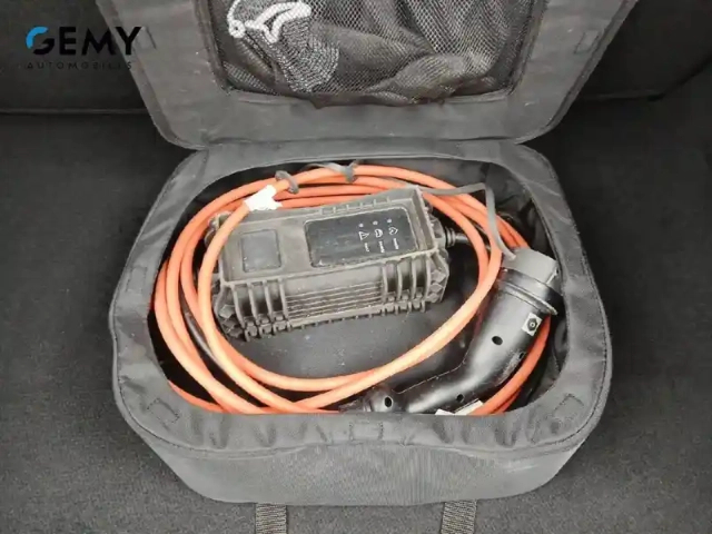 Peugeot 208 electrique 50 kwh 136ch — photo 20