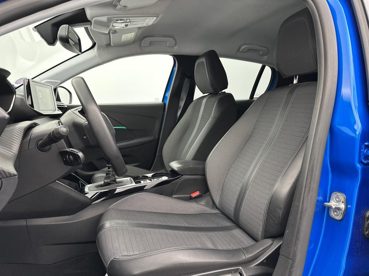 Peugeot 208 puretech 100 s&s bvm6 allure — photo 9