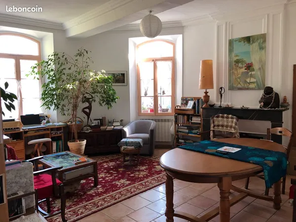 Appartement T4 - plain pied - centre village