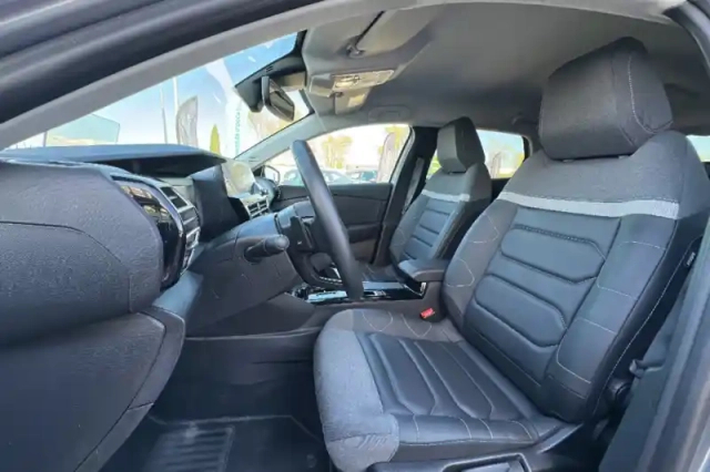Citroën C4 puretech 130 eat8 — photo 40