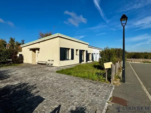 Maison Montfort L Amaury 4 pièce(s)