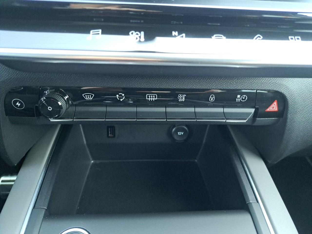 Citroën C5 Aircross hybride rechargeable 225 e-eat8 shine — photo 19