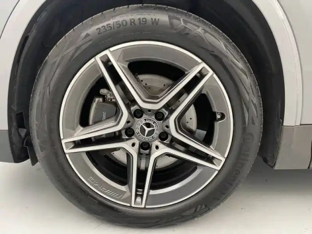 Mercedes Gla 180 d 8g-dct — photo 18