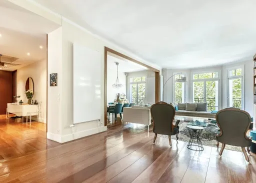 Appartement 8 pièces 200 m²