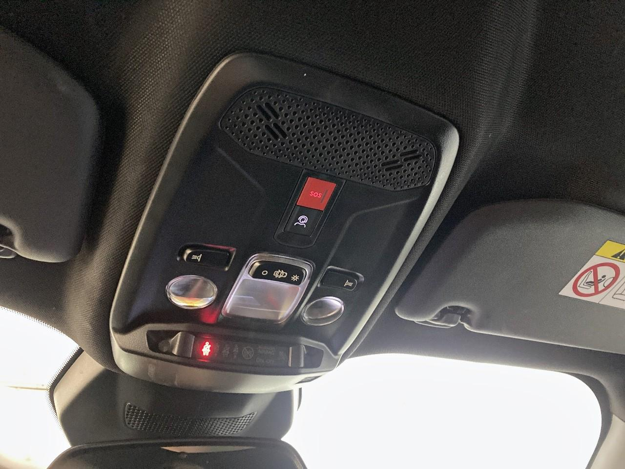 Peugeot 2008 hybrid 145 ch e-dcs6 allure — photo 19