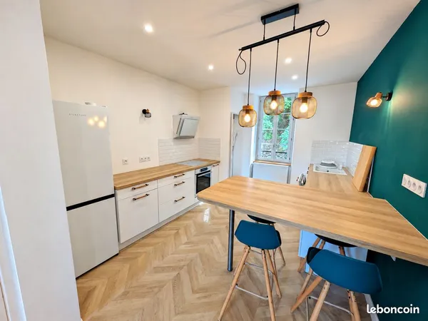 F3 entièrement rénové - Meublé et équipé - 2 chambres - Quartier Conseil Général