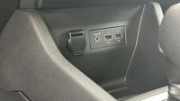 Renault Clio 1.6 E-Tech 140ch Business — photo 19