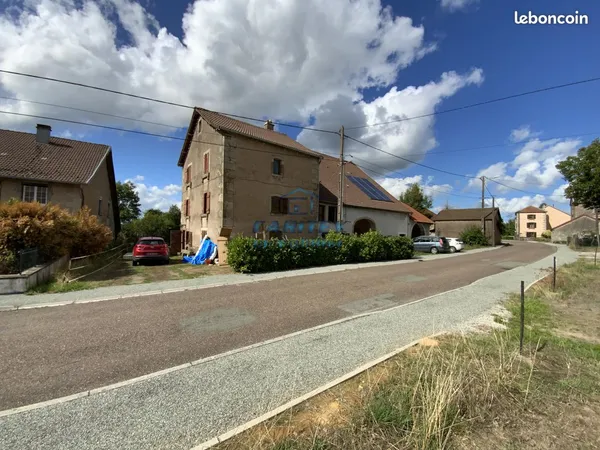 Maison 10 pièces 248 m²