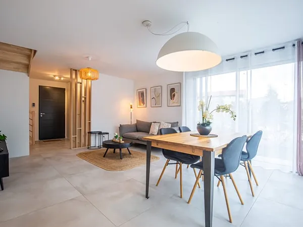 AGENCE IMMOBILIERE LAFORET - SILLINGY - PROGRAMME NEUF - APPARTEMENT T4 DUPLEX de 86m² - JARDIN - TE