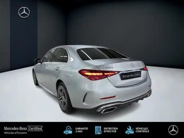 Mercedes Classe C 300 e hybrid eq berli — photo 3