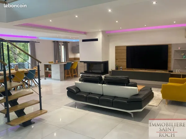 Propriété 9 pièces 202 m²
