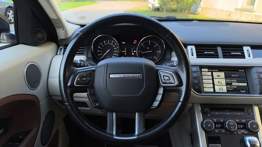 Land Rover Range Rover Evoque 2.2 TD4 150 - Prestige – 2015 – 125719 km – Diesel – Boîte Manuelle — photo 37