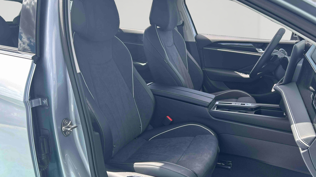 Volkswagen Passat 2.0 TDI EVO SCR 150 DSG7 — photo 19
