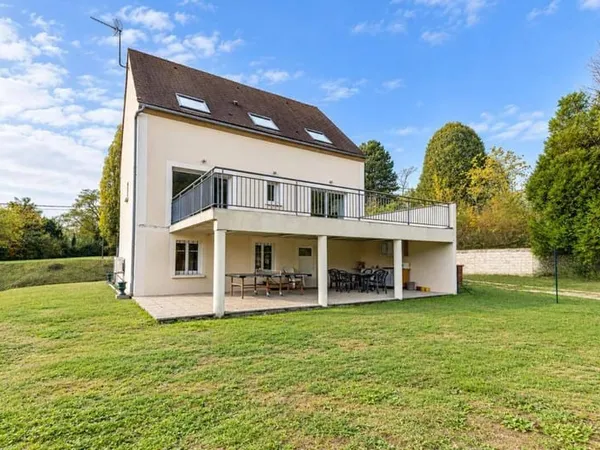 Maison 5 pièces 150 m²