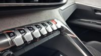Peugeot 3008 1.2 PureTech 130ch S&S GT EAT8 — photo 15