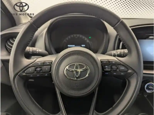 Toyota Aygo 1.0 vvt-i 72 dynamic — photo 19