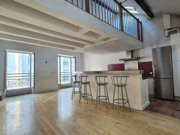 Duplex 6 pièces 107 m²
