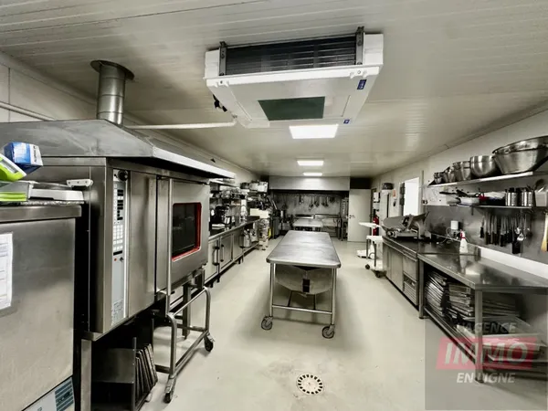 Traiteur 1 pièce 300 m²