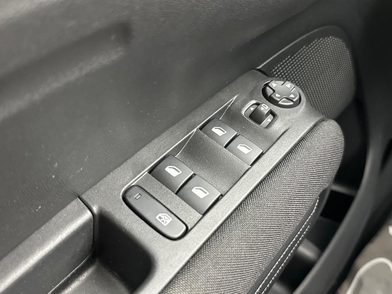Citroën C3 Aircross puretech 130 s&s eat6 shine pack — photo 15