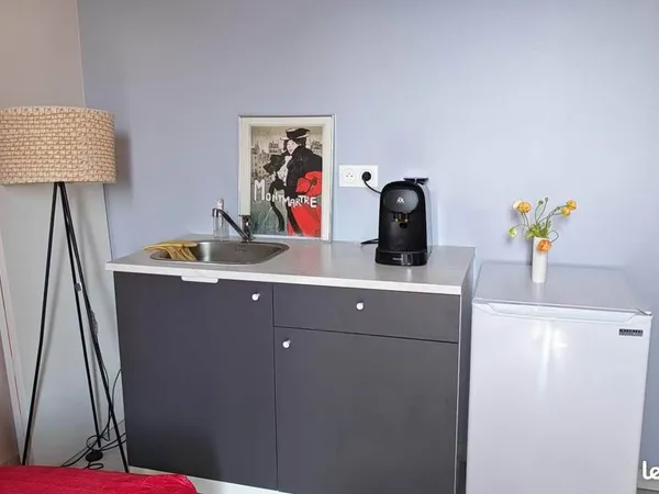 Charmant studio meublé