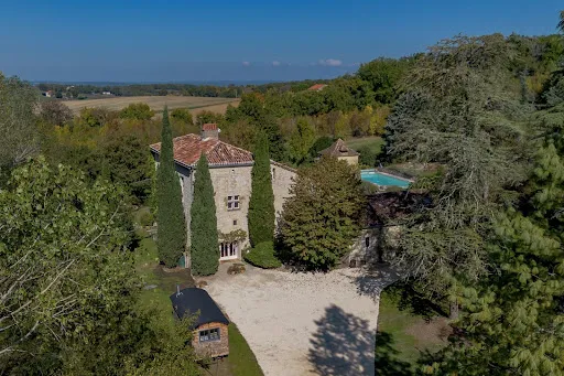 Manoir 320 m²