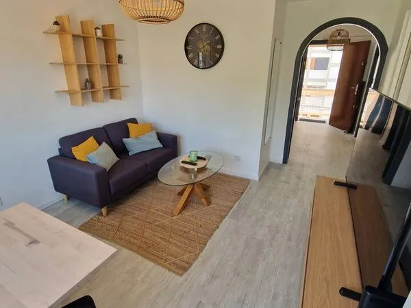 T3 meublé de 46 m² à louer - 840 HC