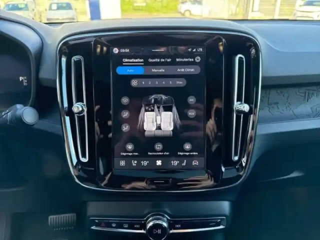 Volvo C40 e single extended range 252ch plus — photo 13
