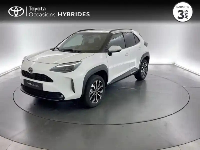 Toyota Yaris cross 130h design mc24
