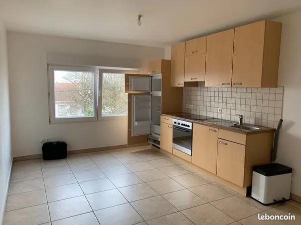Jolie F2 Duplex avec Mezzanine et parking