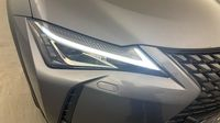 Lexus Ux 300e Luxe — photo 17