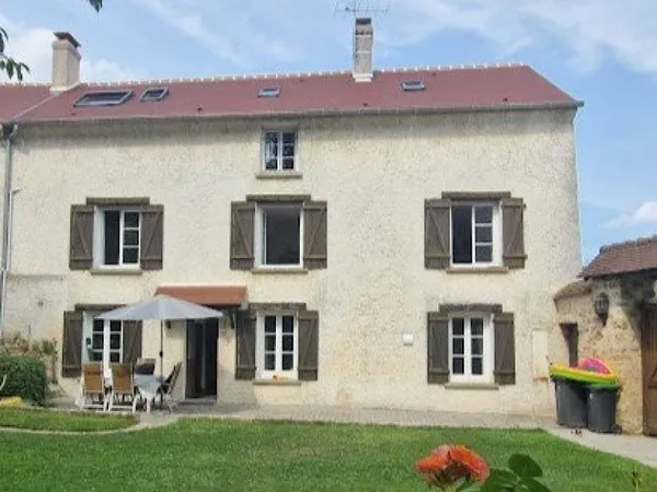 Maison 6 pièces 196 m²