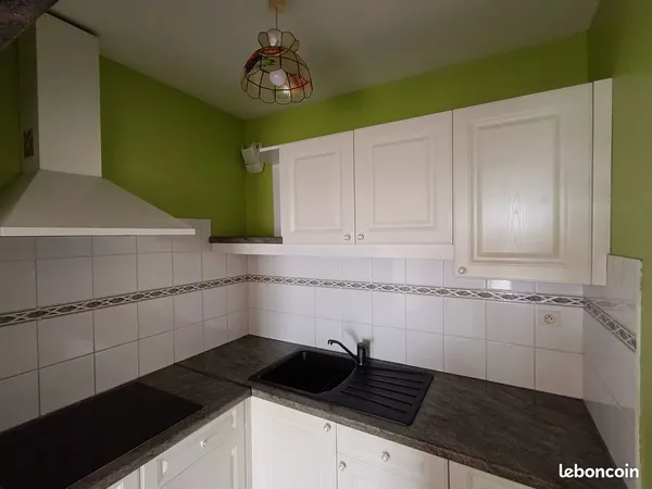 Rodez, appartement T3, calme, parking, proximité FAC, IUT, colocation