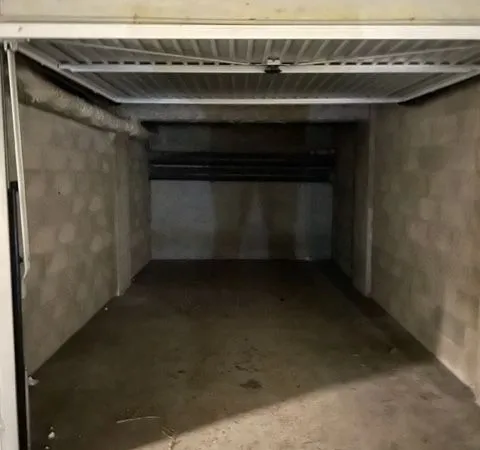 LOUE GARAGE 16.90 m²