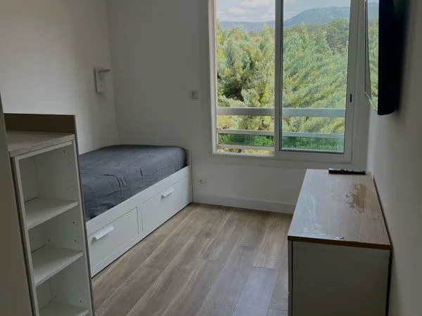 Studio à vendre 200mt de la plage