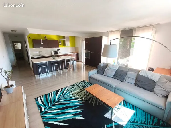 NICE SAINT PIERRE DE FÉRIC - 4 PIÈCES 87 m² - TERRASSE 60 m² - JARDIN - PISCINE - DOUBLE GARAGE - PA