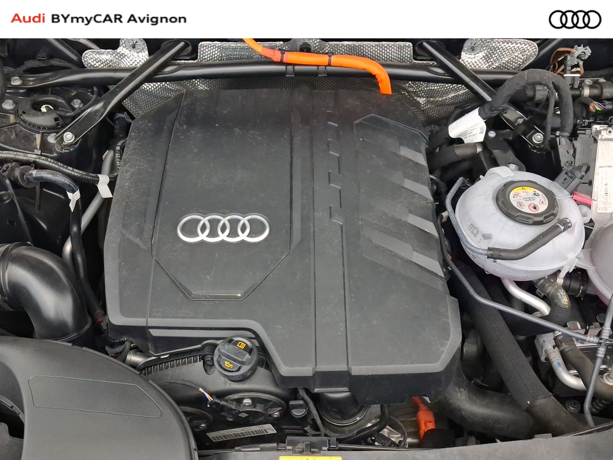 Audi Q5 Sportback 55 TFSIe 367 S tronic 7 Quattro — photo 16
