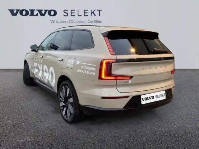 Volvo Ex90 twin performance 517ch ultra 7 places — photo 3