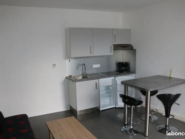 COLMAR PROCHE CENTRE ET IUT/Studio meublé de 27m2 au RDC