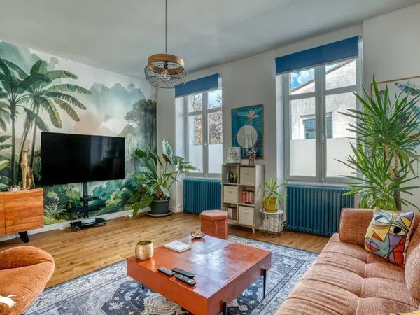 Maison 9 pièces 213 m²