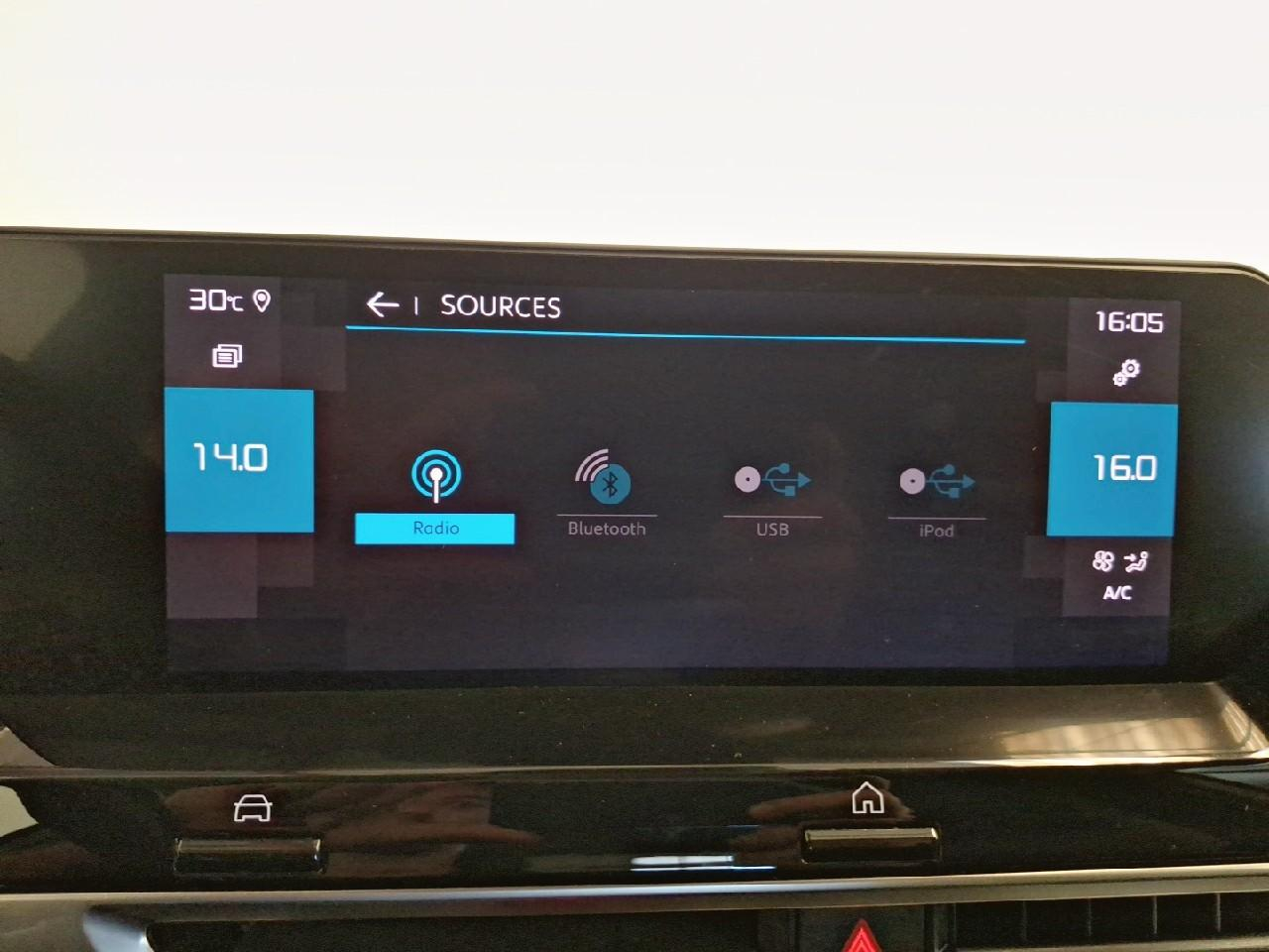 Citroën C4 puretech 130ch s&s shine eat8 — photo 19