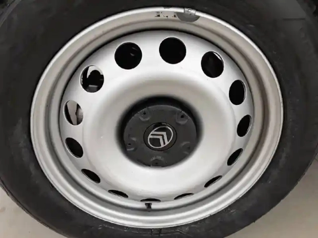 Citroën Berlingo van taille m 1000kg bluehdi 100 s&amp;s bvm6 — photo 13
