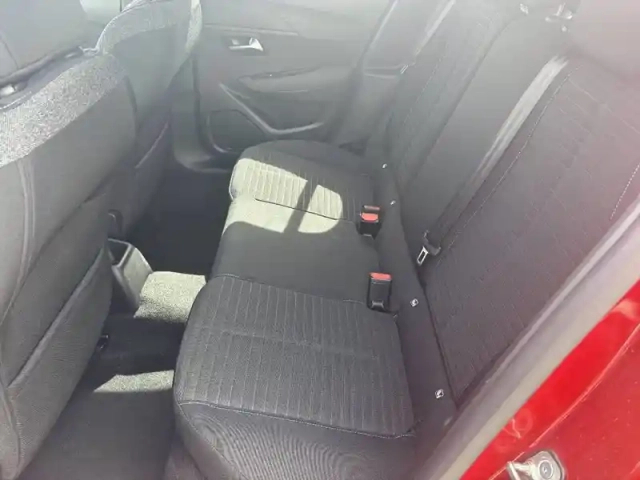 Peugeot 208 puretech 100 s&amp;s eat8 — photo 12