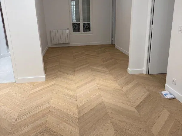 Apparemment à vendre