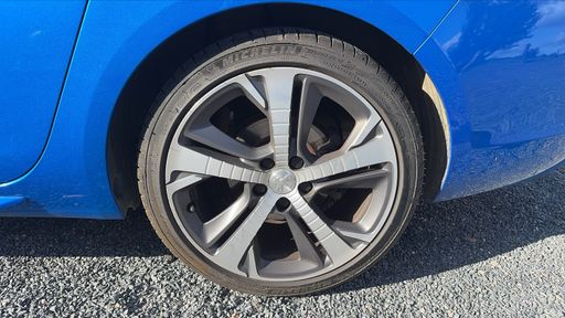 Peugeot 308 SW 1.5 BlueHDi 130 EAT8 - GT Line – 2021 – 98863 km – Diesel – Boîte Automatique — photo 12