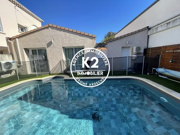 VILLA DE PLAIN DE PIED DE 105 M²