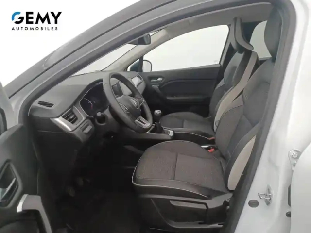 Renault Captur mild hybrid 140 — photo 39