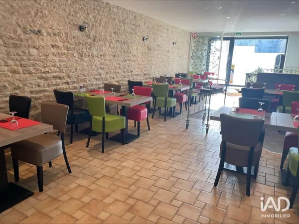Local commercial 155 m²