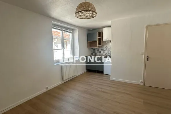 Studio 1 pièce 20 m²